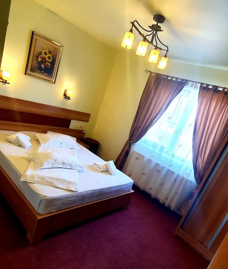 Bărcăneşti Motel Cool المظهر الخارجي الصورة